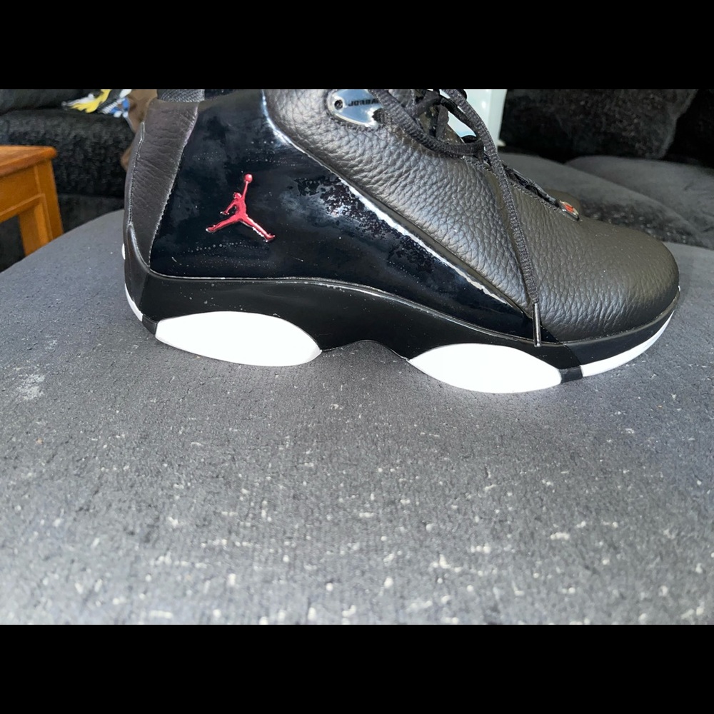 Jordan size 10